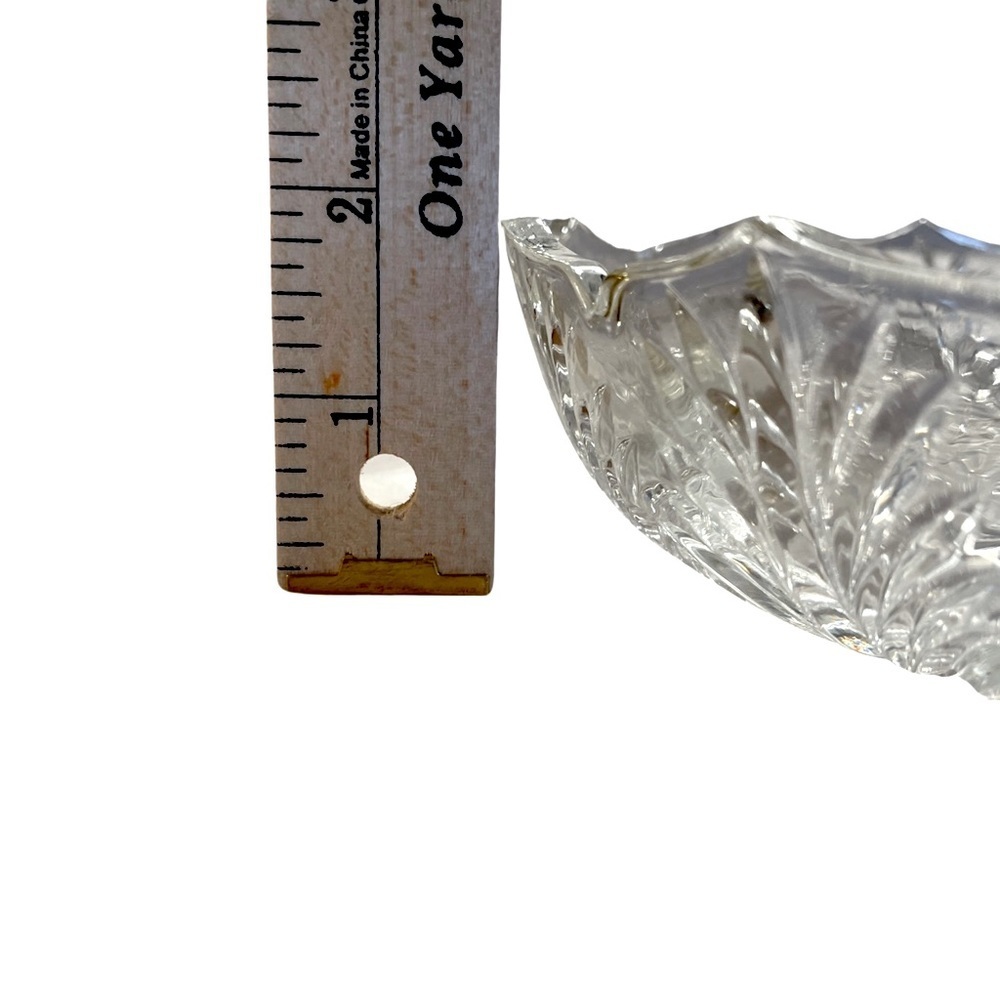 FIFTH Ave Crystal Glass Bowl 8 inches - Picture 3 of 4